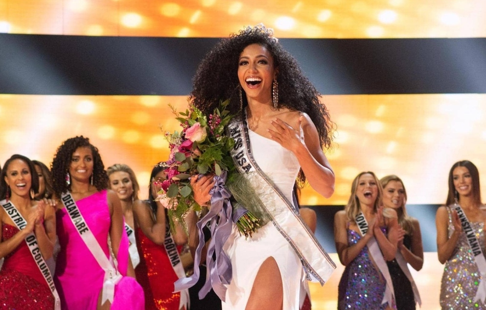 إنتحار ملكة جمال