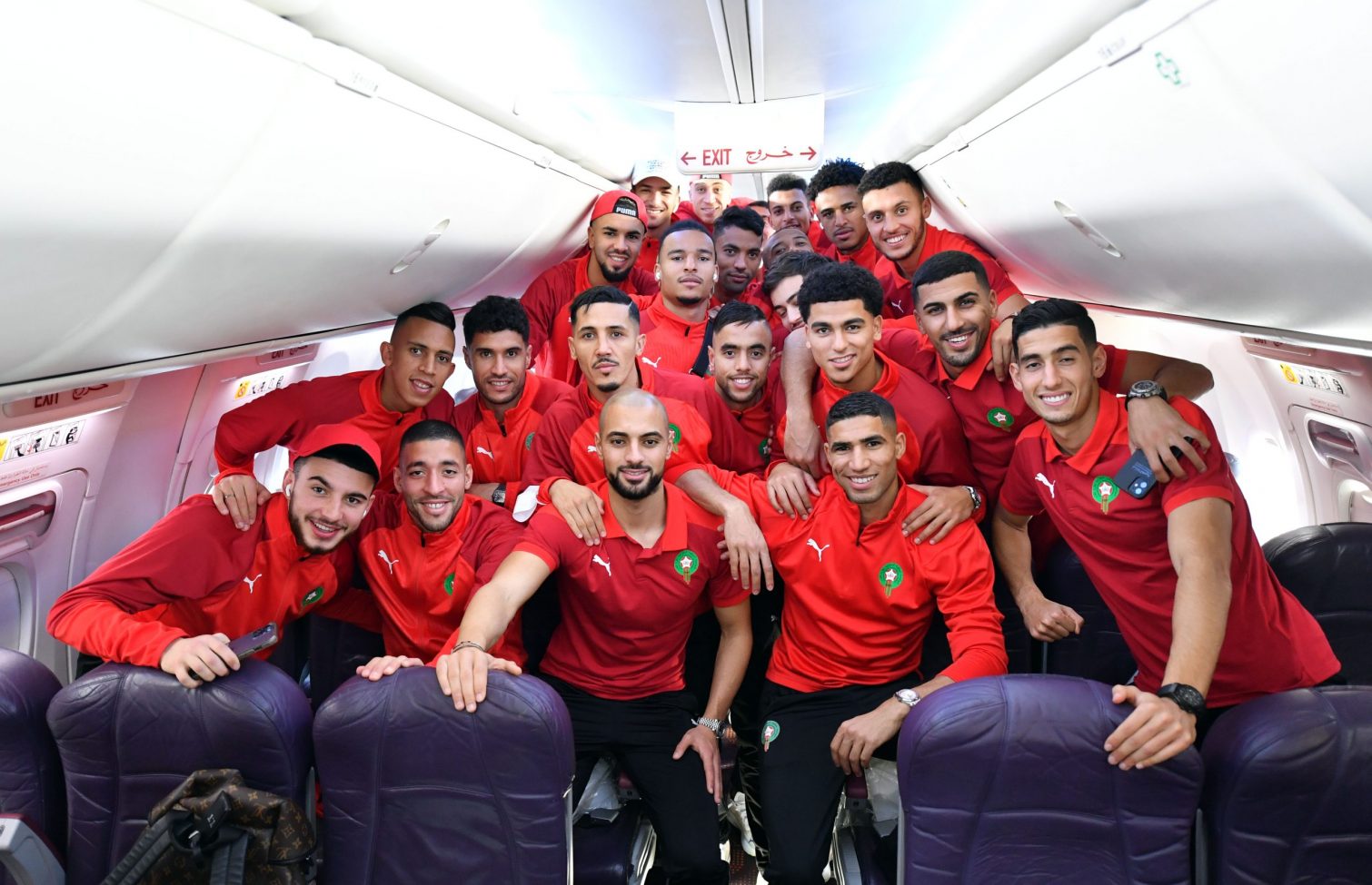 إسبانيين