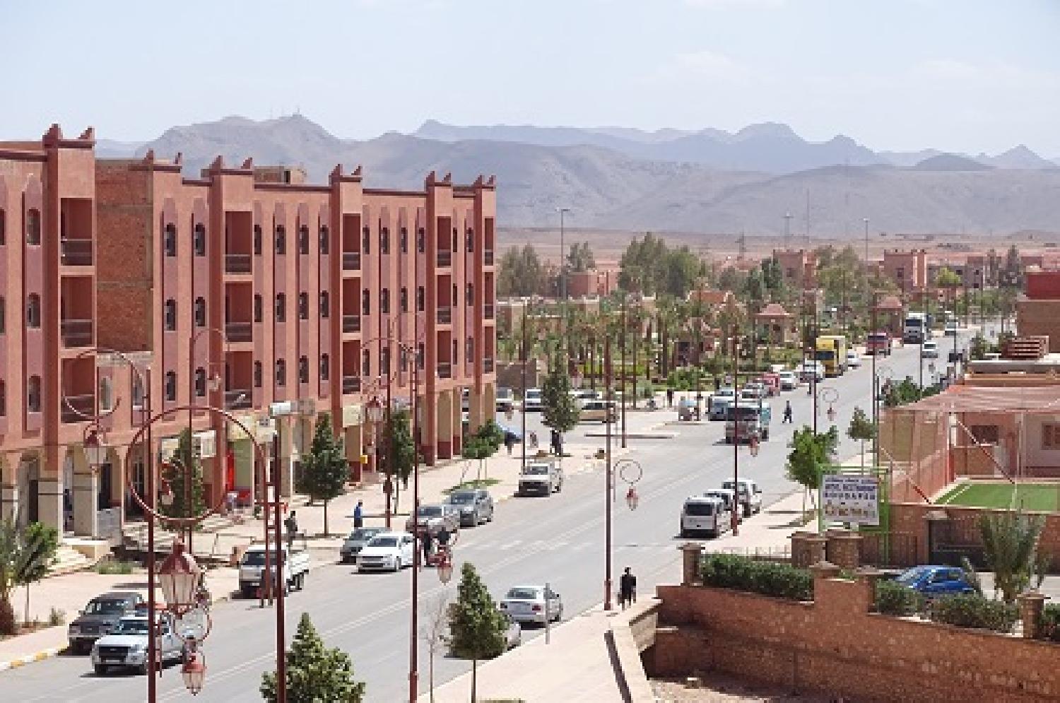 مكونة