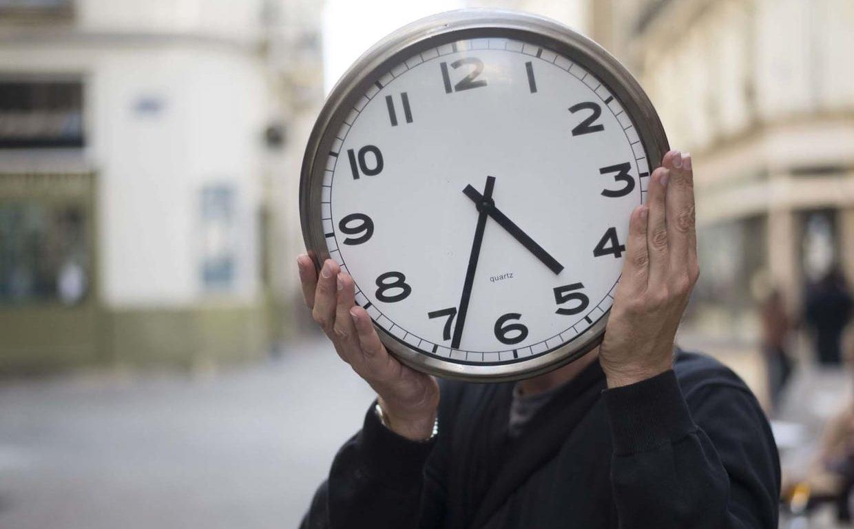 مدريد التوقيت الساعة