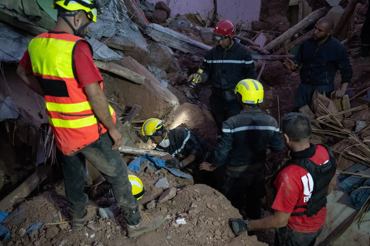 زلزال اطباء