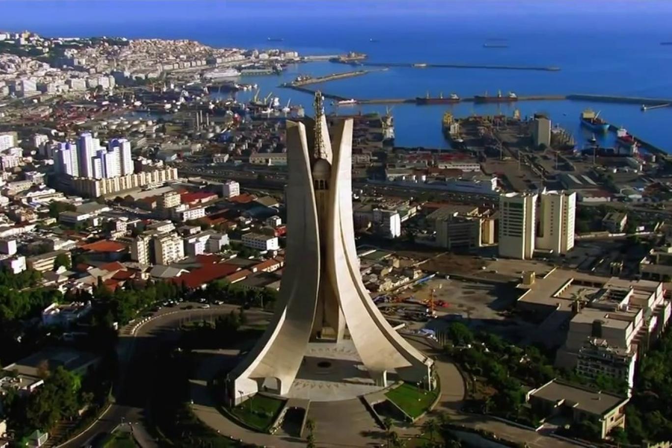 الجزائر