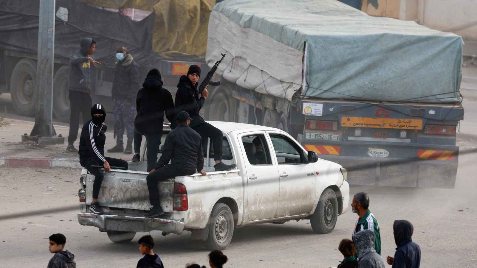 المساعدات