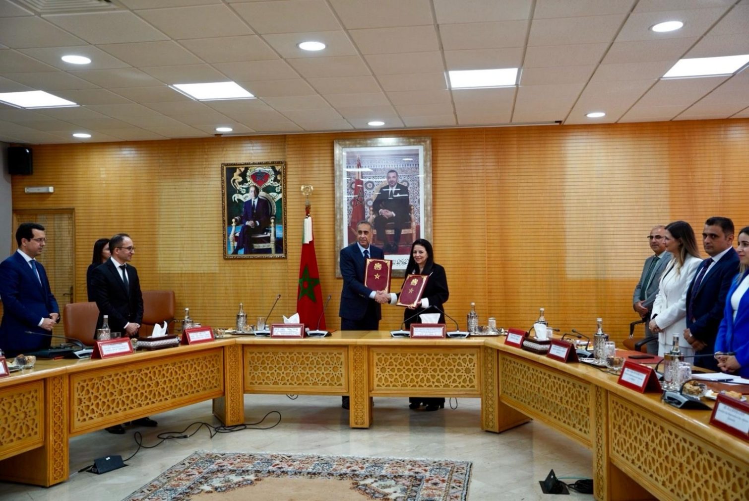 الحكومة