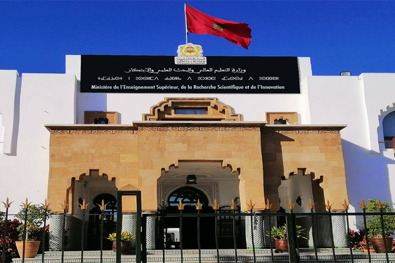 وزارة التعليم العالي تستكمل النصوص التطبيقية وتتمسك بمقتضيات إعفاء رؤساء الشعب