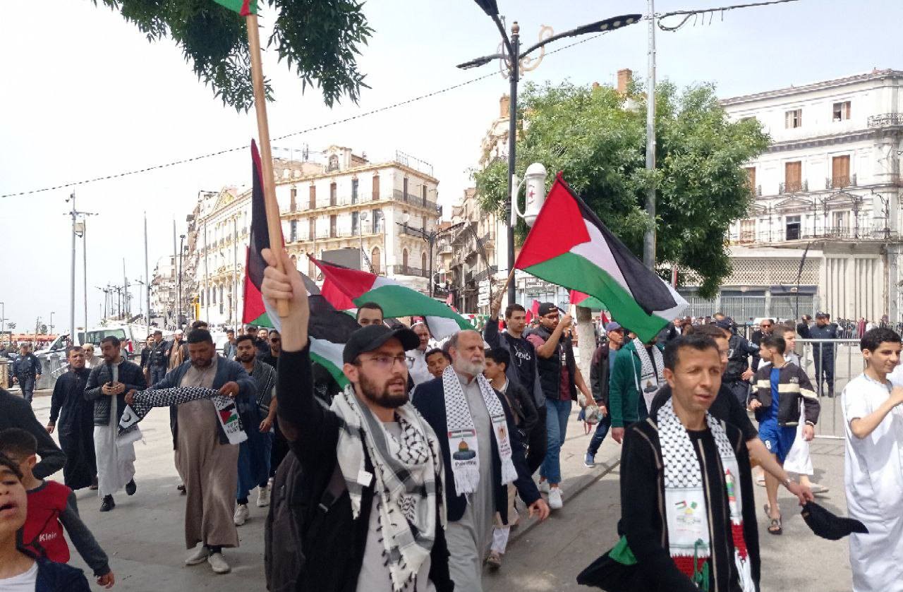 الجزائر