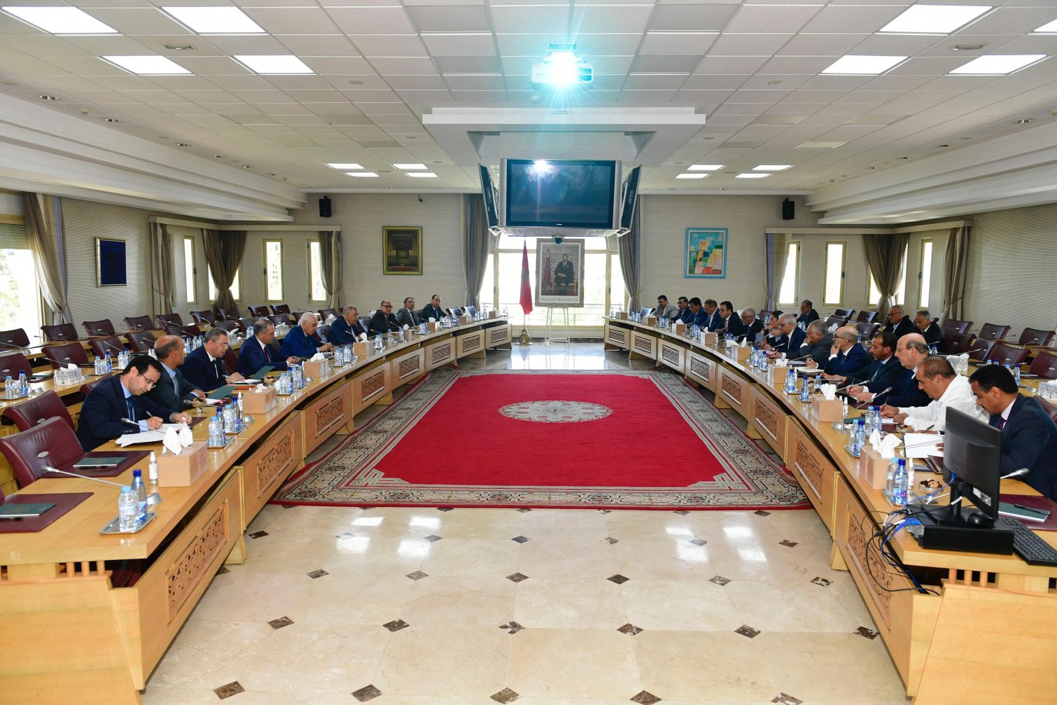 وزير الداخلية