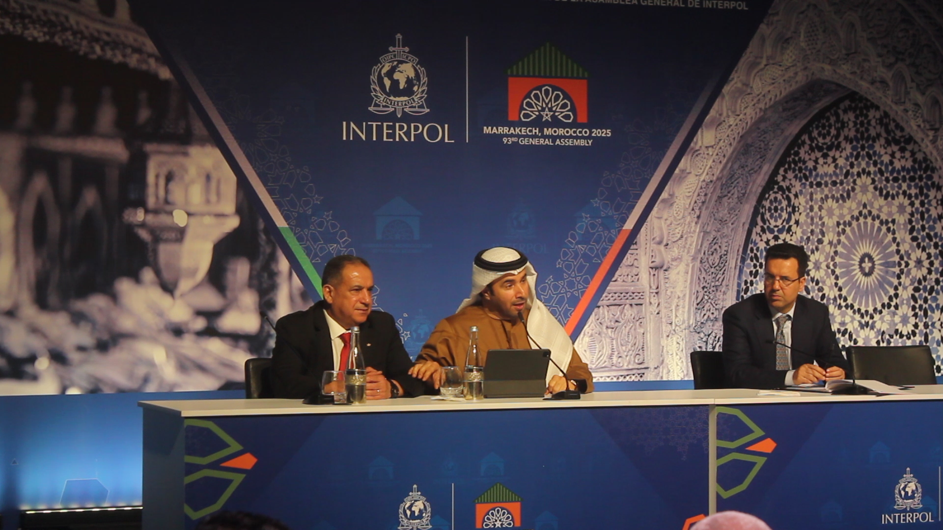 رئيس الإنتربول يشيد بمساهمة المغرب في الأمن العالمي خلال استضافة مراكش للجمعية العامة