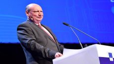 إقالة هنريك هولولي المفوضية