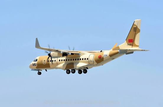 طائرات