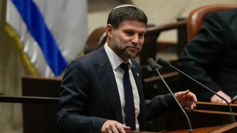 سموتريتش يدعو إلى حرب واسعة في الضفة وتفكيك السلطة الفلسطينية