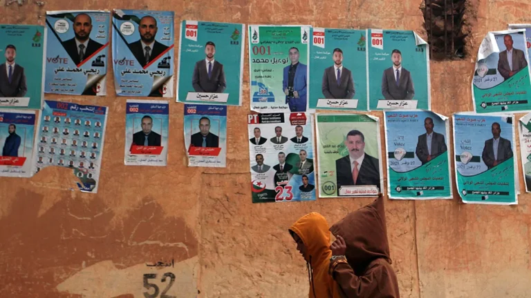 انتخابات الجزائر المحلية.. مخاوف الإقصاء وعزوف المرشحين يثيران جدلاً سياسياً